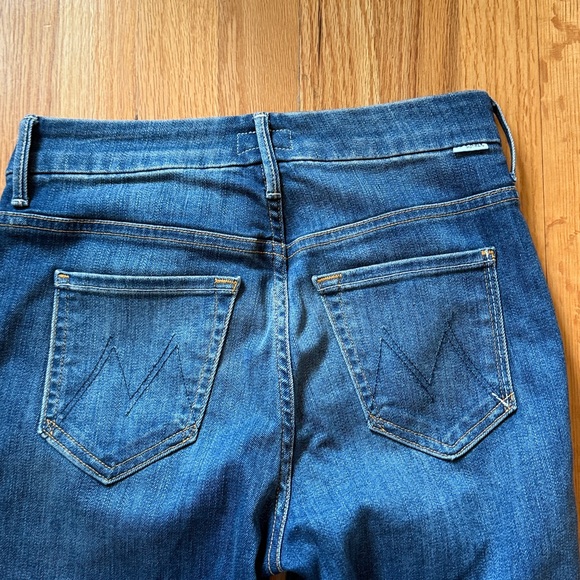 MOTHER HIGH WAISTED LOOKER ANKLE FRAY - Picture 6 of 7